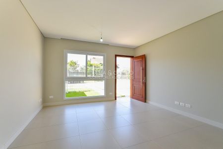 3_photo/94dcfb4943.c91e287b7d37385c-ATLAS-b8e4c781-fdd4-4e1c-9dac-2d53a4ed47ba.jpg de casa à venda com 3 quartos, 121m² em Xaxim, Curitiba