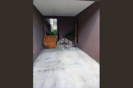 2_photo/94dcfb4a69.ce583aee00430bfc-ATLAS-0d024dbd-ffce-48a8-969b-ccd01c73ac20.jpg de casa à venda com 3 quartos, 152m² em Xaxim, Curitiba