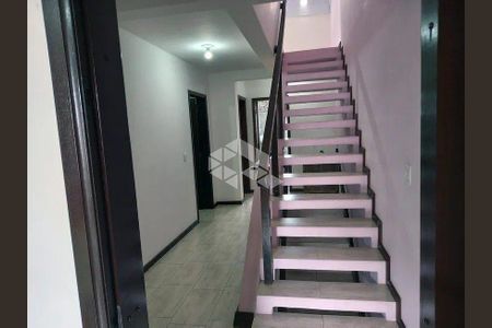 15_photo/94dcfb4a69.ce583aee00430bfc-ATLAS-4f577130-b218-4a14-a030-26f6cedd46d1.jpg de casa à venda com 3 quartos, 152m² em Xaxim, Curitiba