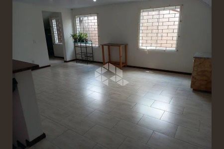 42_photo/94dcfb4a69.ce583aee00430bfc-ATLAS-7d02a3de-6a8c-4bab-aa83-7c35c705a9d1.jpg de casa à venda com 3 quartos, 152m² em Xaxim, Curitiba