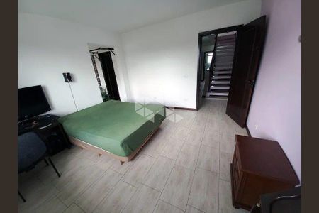 32_photo/94dcfb4a69.ce583aee00430bfc-ATLAS-b850dedc-2e32-4504-b7ba-4d341db87fec.jpg de casa à venda com 3 quartos, 152m² em Xaxim, Curitiba