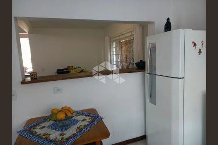 20_photo/94dcfb4a69.ce583aee00430bfc-ATLAS-fca7dcdf-d717-40fa-bd30-146b9aae51ac.jpg de casa à venda com 3 quartos, 152m² em Xaxim, Curitiba