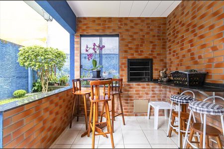 3_photo/94dcfb4a73.72acd97e6c26eb3e-ATLAS-219ebf68-5bbe-4357-aeaa-06537935d731.jpg de casa à venda com 3 quartos, 134m² em Hauer, Curitiba