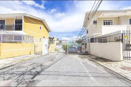 4_photo/94dcfb4a73.72acd97e6c26eb3e-ATLAS-229daed6-cc26-4ebc-8ab6-eb8d9a8d339b.jpg de casa à venda com 3 quartos, 134m² em Hauer, Curitiba