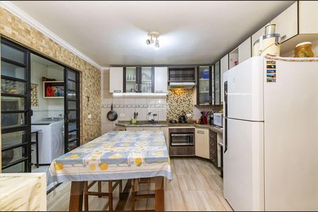 11_photo/94dcfb4a73.f0aba059be111362-ATLAS-b8fd4af1-ad2e-41d2-96df-79343666cdf0.jpg de casa à venda com 3 quartos, 110m² em Hauer, Curitiba