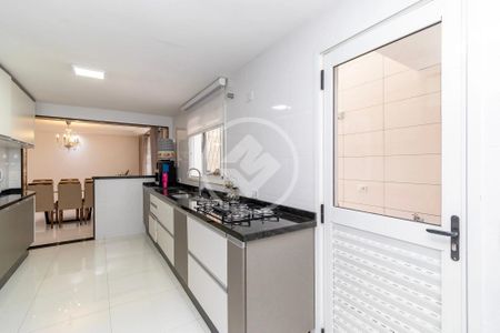 2_photo/94dcfb4c37.760d7ecec936a2b8-ATLAS-086d0d4d-a12f-45a9-b368-9f4b2947b783.jpg de casa de condomínio à venda com 3 quartos, 185m² em Xaxim, Curitiba