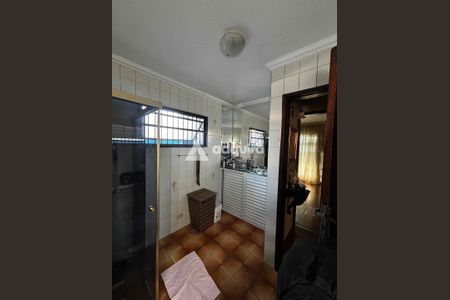 12_photo/94dcfb4e55.ceff8192393c33de-ATLAS-0ca343ff-f3c5-44f7-8943-41f076fdcfcf.jpg de casa à venda com 3 quartos, 190m² em Xaxim, Curitiba