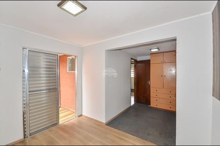 6_photo/94dcfb4eeb.6628c5cbbeb8ae7c-ATLAS-2bb74fef-1967-4592-86b6-10d8fa2723f4.jpg de casa à venda com 3 quartos, 65m² em Xaxim, Curitiba