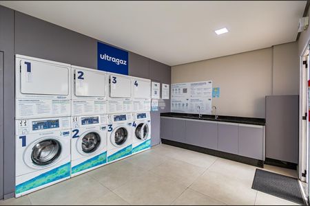 39_photo/94dcfb4ef9.0cd2d4dbddeb5a45-ATLAS-a04add61-5797-4e06-9adf-9a6cb7b08b42.jpg de apartamento à venda com 2 quartos, 56m² em Xaxim, Curitiba