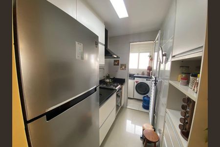 6_photo/94dcfb4ef9.8406d85b1cc03178-ATLAS-b37c60c4-db23-484d-a2c3-cd7a0d6b617d.jpg de apartamento à venda com 3 quartos, 67m² em Xaxim, Curitiba