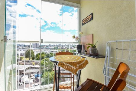 8_photo/94dcfb4ef9.ff8707417c99935e-ATLAS-dd75ca24-968f-465c-943c-ddb7d4e58d14.jpg de apartamento à venda com 2 quartos, 55m² em Xaxim, Curitiba