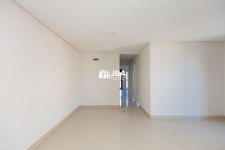 7_photo/94dcfb4f5d.adb140a9451bad8e-ATLAS-143745c3-827c-40be-b26f-12892dd8adb0.jpg de apartamento para alugar com 3 quartos, 83m² em Xaxim, Curitiba