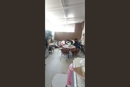 16_photo/94dcfb4f61.4de8187d044fad53-ATLAS-4fc89823-0298-4f33-91e4-db1dee78bd29.jpg de casa à venda com 4 quartos, 180m² em Xaxim, Curitiba