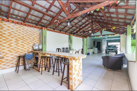 12_photo/94dcfb4f99.e1d2c46bde3eb79c-ATLAS-4c0a27d3-3d34-451c-b803-482f0bb6f001.jpg de casa à venda com 4 quartos, 360m² em Xaxim, Curitiba