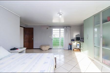 6_photo/94dcfb4f99.e1d2c46bde3eb79c-ATLAS-af6c59ac-f202-4eae-9c52-630a07ac95a2.jpg de casa à venda com 4 quartos, 360m² em Xaxim, Curitiba