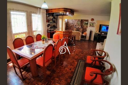 34_photo/94dcfb4fe9.72b299ddc7bc3168-ATLAS-1d623f99-c970-49cc-a1b9-6a9d192e1be3.jpg de casa à venda com 3 quartos, 360m² em Xaxim, Curitiba