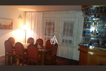 32_photo/94dcfb4fe9.72b299ddc7bc3168-ATLAS-26772333-8a21-4acf-9dfc-6c8d962227a3.jpg de casa à venda com 3 quartos, 360m² em Xaxim, Curitiba