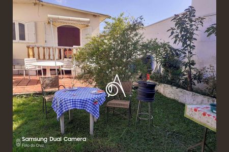 43_photo/94dcfb4fe9.72b299ddc7bc3168-ATLAS-3b8b75dd-6a8e-484e-be2b-67a622ecbeec.jpg de casa à venda com 3 quartos, 360m² em Xaxim, Curitiba