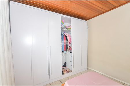 2_photo/94dcfb52f1.aa0f063c1fd7eb53-ATLAS-d4ccbef3-b1e8-4a71-9dfb-32c7734d1b2f.jpg de casa à venda com 4 quartos, 300m² em Novo Mundo, Curitiba