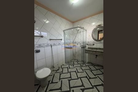 4_photo/94dcfb533b.5cb77a9890dfd367-ATLAS-1a717fac-86da-4072-8995-5e30e13200cd.jpg de casa à venda com 4 quartos, 221m² em Fanny, Curitiba