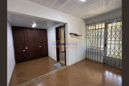10_photo/94dcfb533b.5cb77a9890dfd367-ATLAS-1d2785bf-3126-4d5c-8a7b-a33219a0c8ca.jpg de casa para alugar com 4 quartos, 221m² em Fanny, Curitiba