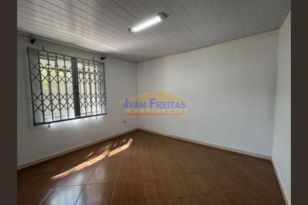 3_photo/94dcfb533b.5cb77a9890dfd367-ATLAS-4ab125ac-b4e4-46be-b117-7573f3d37c1f.jpg de casa à venda com 4 quartos, 221m² em Fanny, Curitiba