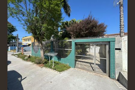 2_photo/94dcfb533b.5cb77a9890dfd367-ATLAS-c2e1c412-36aa-4960-b8af-32f46487f7fc.jpg de casa para alugar com 4 quartos, 221m² em Fanny, Curitiba