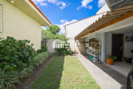 9_photo/94dcfb5369.dc7200efb45267bf-ATLAS-1a91c2ed-94fd-4a9e-aca6-d23067a78de5.jpg de casa à venda com 3 quartos, 182m² em Fanny, Curitiba