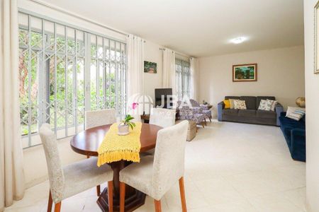 12_photo/94dcfb5369.dc7200efb45267bf-ATLAS-529f0a10-1619-4cd3-a31c-49b7b3b9f524.jpg de casa à venda com 3 quartos, 182m² em Fanny, Curitiba