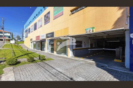 10_photo/94dcfb53b9.6662a63f07398e20-ATLAS-78c7bbf7-df35-4323-83a1-ed66e181e08a.jpg de casa para alugar com 0 quarto, 16m² em Novo Mundo, Curitiba