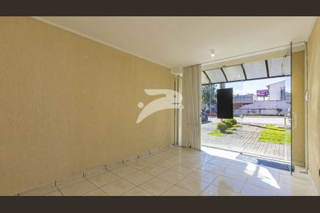 8_photo/94dcfb53b9.6662a63f07398e20-ATLAS-fc8df76e-ef4a-4f62-b009-de7f54ea156b.jpg de casa para alugar com 0 quarto, 16m² em Novo Mundo, Curitiba