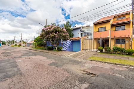 6_photo/94dcfb543b.0729cbd723722ab5-ATLAS-72ff430e-af15-4be4-be86-dece45ba6e8d.jpg de casa à venda com 3 quartos, 171m² em Capão Raso, Curitiba