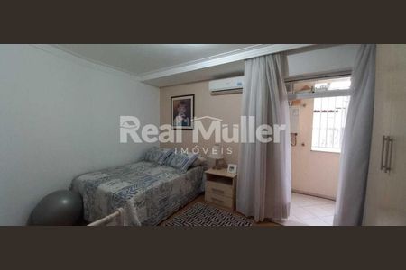 3_photo/94dcfb5457.eb7ee1c62e8591fd-ATLAS-bd2e7bbb-a02d-4e3a-83fe-d3ff7da62f60.jpg de casa à venda com 6 quartos, 300m² em Capão Raso, Curitiba