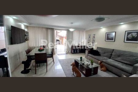 9_photo/94dcfb5457.eb7ee1c62e8591fd-ATLAS-fb94d0d4-0847-4f23-8aec-fa93066a2cb7.jpg de casa à venda com 6 quartos, 300m² em Capão Raso, Curitiba