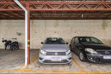 4_photo/94dcfb555b.a335fe1dec384b4a-ATLAS-cd514dc7-966d-4ed9-b371-8d0d87da6a9e.jpg de apartamento à venda com 2 quartos, 54m² em Novo Mundo, Curitiba