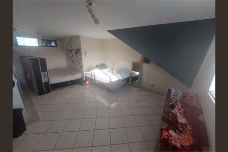 10_photo/94dcfb555d.ceff8192393c33de-ATLAS-699fddea-57c6-4250-9b6d-e75a736be1ff.jpg de casa à venda com 3 quartos, 130m² em Capão Raso, Curitiba