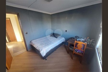 1_photo/94dcfb555d.ceff8192393c33de-ATLAS-a06e47a2-2d5f-41b9-8efb-4d026bb7a88f.jpg de casa à venda com 3 quartos, 130m² em Capão Raso, Curitiba