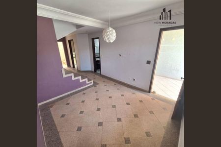 2_photo/94dcfb5613.27a900e001c278db-ATLAS-e7a2000b-e97c-4e40-9441-94c18f50c123.jpg de casa à venda com 3 quartos, 130m² em Capão Raso, Curitiba