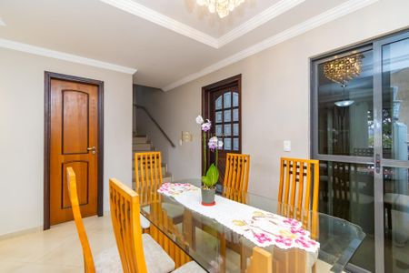 8_photo/94dcfb5623.df2406aa61ba3211-ATLAS-d40db0d0-5236-486a-a6f9-6c4a27b0ca32.jpg de casa à venda com 3 quartos, 143m² em Capão Raso, Curitiba