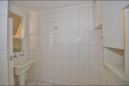 19_photo/94dcfb563d.0cc60ff9bbfebbc1-ATLAS-1fcd7585-b08a-43d0-b8fc-256c0c73c80d.jpg de casa à venda com 3 quartos, 156m² em Capão Raso, Curitiba