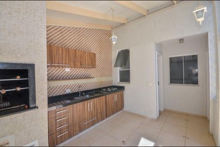 12_photo/94dcfb563d.0cc60ff9bbfebbc1-ATLAS-efdc7594-c9fe-4503-9454-3b3625a14ca0.jpg de casa à venda com 3 quartos, 156m² em Capão Raso, Curitiba