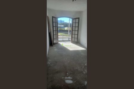 4_photo/94dcfb57c3.06254e2798eb0a90-ATLAS-b8cbdd56-cb17-4bfb-baa0-4a6f74daa4af.jpg de casa à venda com 3 quartos, 155m² em Capão Raso, Curitiba