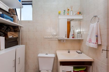 20_photo/94dcfb57d3.d05a2d10473c09ea-ATLAS-47abfadf-063d-42d0-afdb-47e6e2fa6a8f.jpg de apartamento à venda com 3 quartos, 50m² em Capão Raso, Curitiba