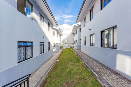 43_photo/94dcfb57d3.d05a2d10473c09ea-ATLAS-5d9fd773-5316-497b-a420-2d27ca6bc6d6.jpg de apartamento à venda com 3 quartos, 50m² em Capão Raso, Curitiba