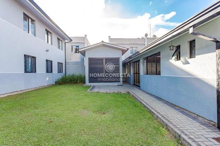 42_photo/94dcfb57d3.d05a2d10473c09ea-ATLAS-c8ea648e-6846-4586-a400-844f933e961d.jpg de apartamento à venda com 3 quartos, 50m² em Capão Raso, Curitiba