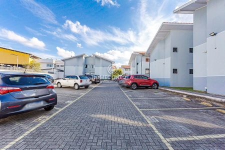 28_photo/94dcfb57d3.d05a2d10473c09ea-ATLAS-fb076d3c-853b-4681-801c-d182209aa13f.jpg de apartamento à venda com 3 quartos, 50m² em Capão Raso, Curitiba