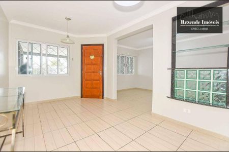 7_photo/94dcfb5b29.01412bf9d4a305d1-ATLAS-aa56f2e8-63ce-4a3e-a7b2-173bb0630929.jpg de casa à venda com 3 quartos, 97m² em Xaxim, Curitiba