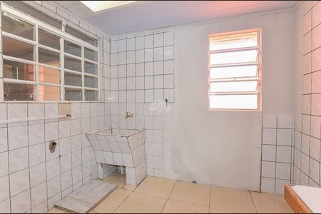 11_photo/94dcfb5b87.aaaaa2939d8ec39f-ATLAS-4a3c5881-32f6-4854-a7a2-9e77ddfdedfe.jpg de casa à venda com 5 quartos, 205m² em Xaxim, Curitiba