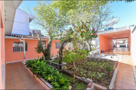 12_photo/94dcfb5b87.aaaaa2939d8ec39f-ATLAS-d2f9b3f7-50e1-49cb-a3bb-922826c7c19b.jpg de casa à venda com 5 quartos, 205m² em Xaxim, Curitiba