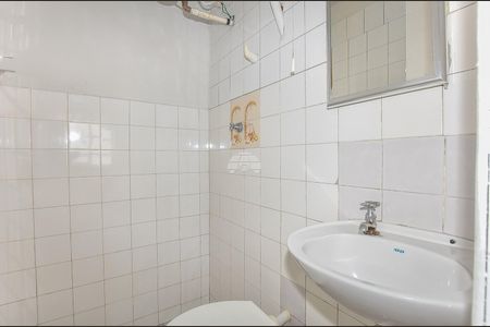 4_photo/94dcfb5b87.aaaaa2939d8ec39f-ATLAS-ec5a1c05-7d55-4ced-9579-4da72c5534cd.jpg de casa à venda com 5 quartos, 205m² em Xaxim, Curitiba